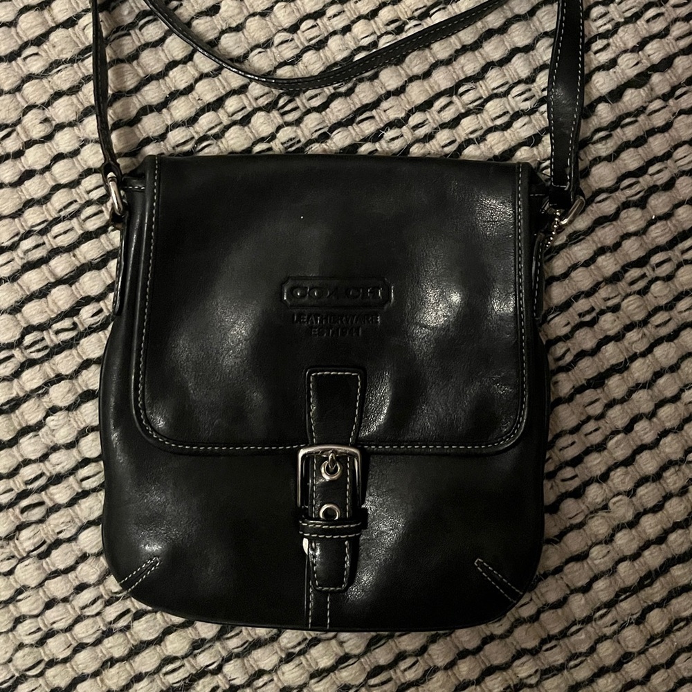 Vintage Coach Black Leather Shoulder Bag